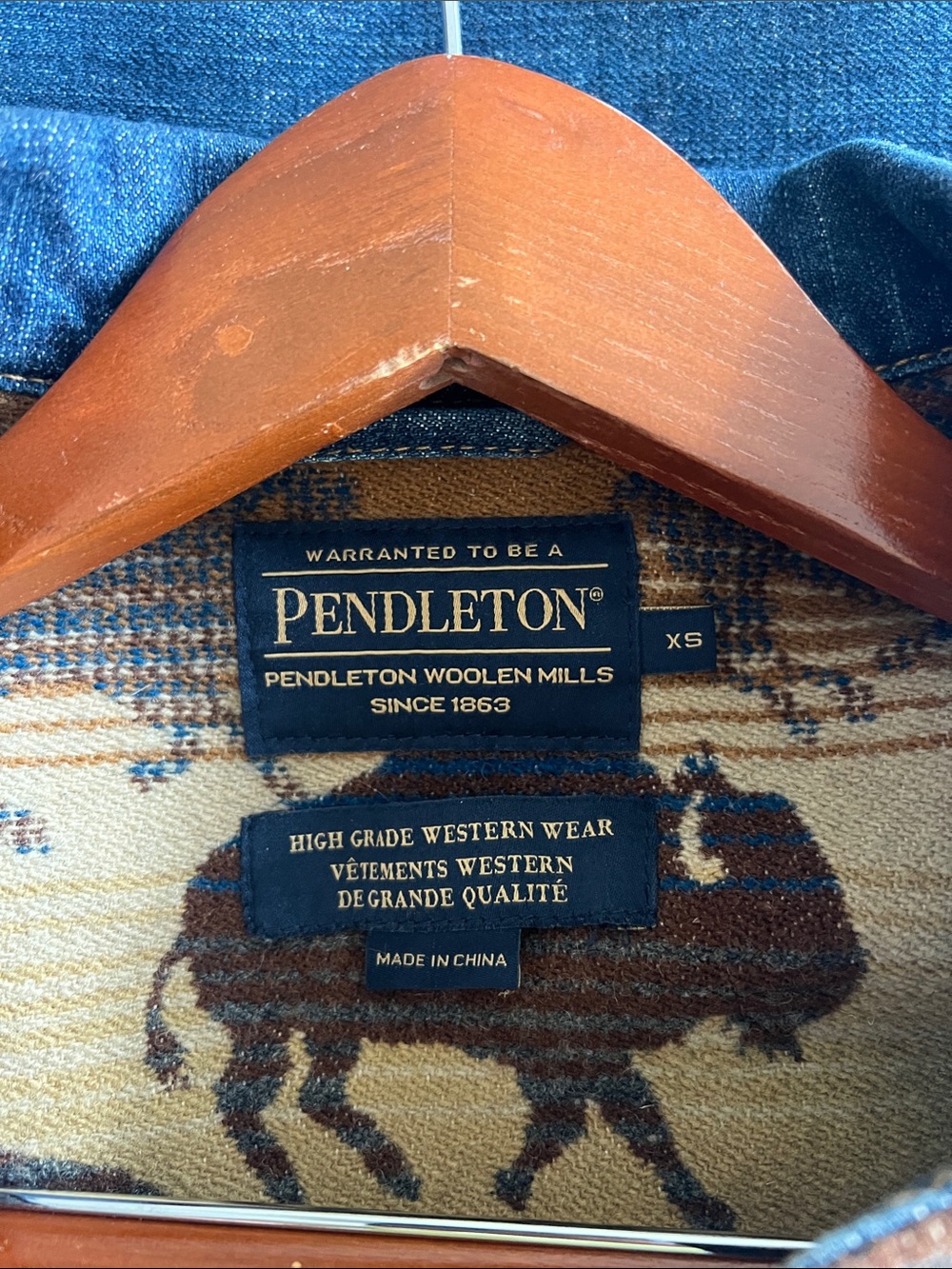 Pendleton Buffalo Edition Denim Trucker Jacket Men’s XS NWOT Bison Wool - Picture 6 of 6
